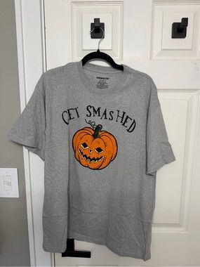 Chemistry Gray Tee with Orange Jack-O'-Lantern Graphic Get Smashed 2XL